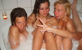 Bath Tub Friends