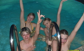 4 Girls 1 Pool
