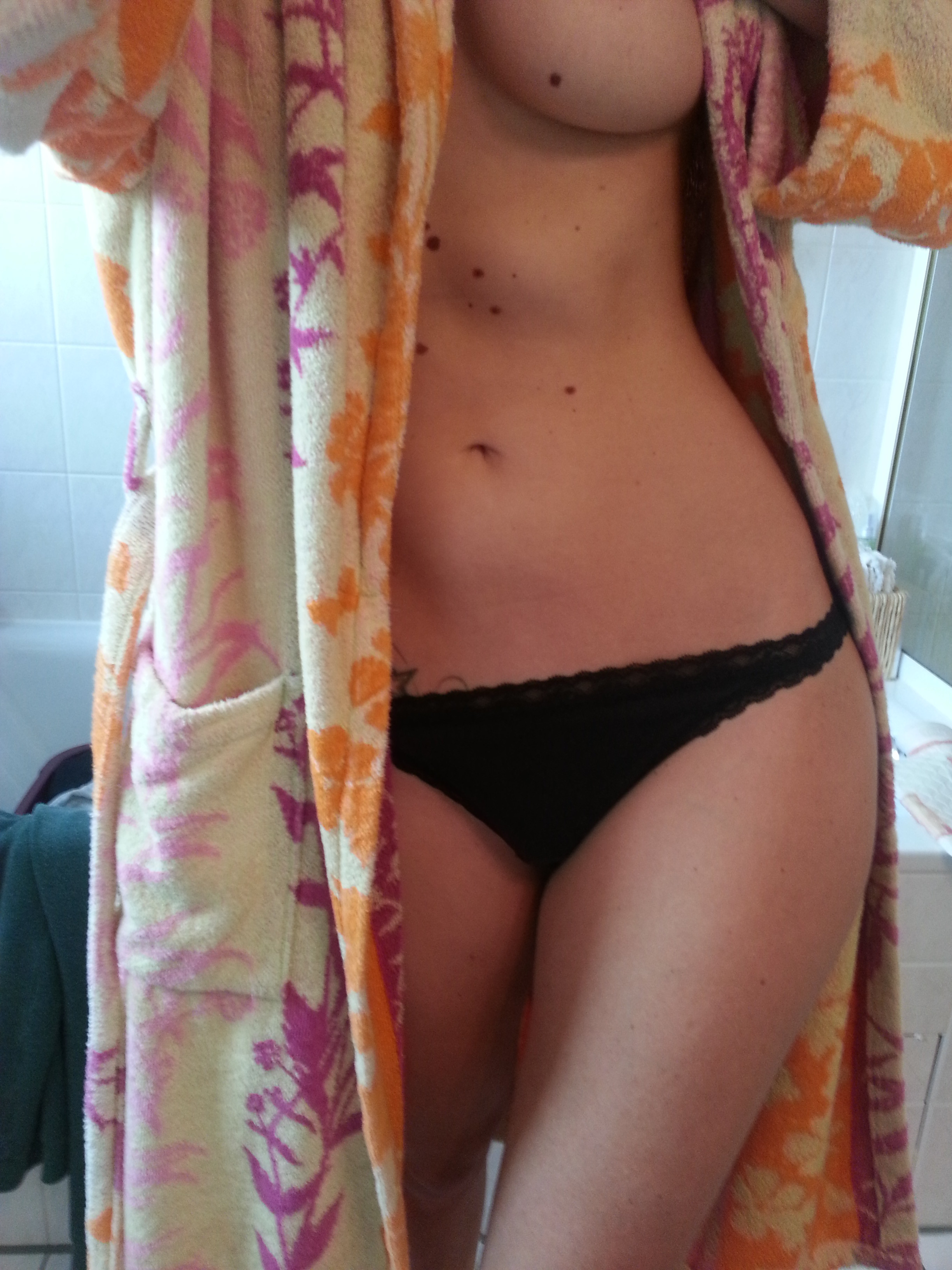 pretty bra panties selfie